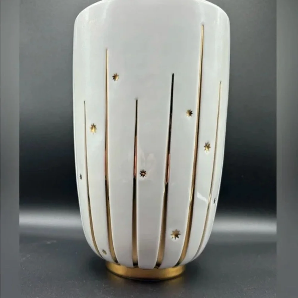 L'Objet White and Gold Star-Patterned Vase - Picture 4 of 5